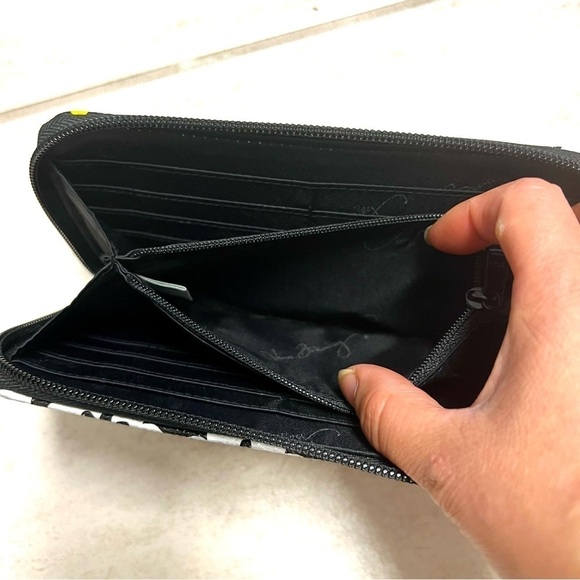 Vera Bradley Black White Yellow Leather Zip Around Continental Wallet - Picture 6 of 9